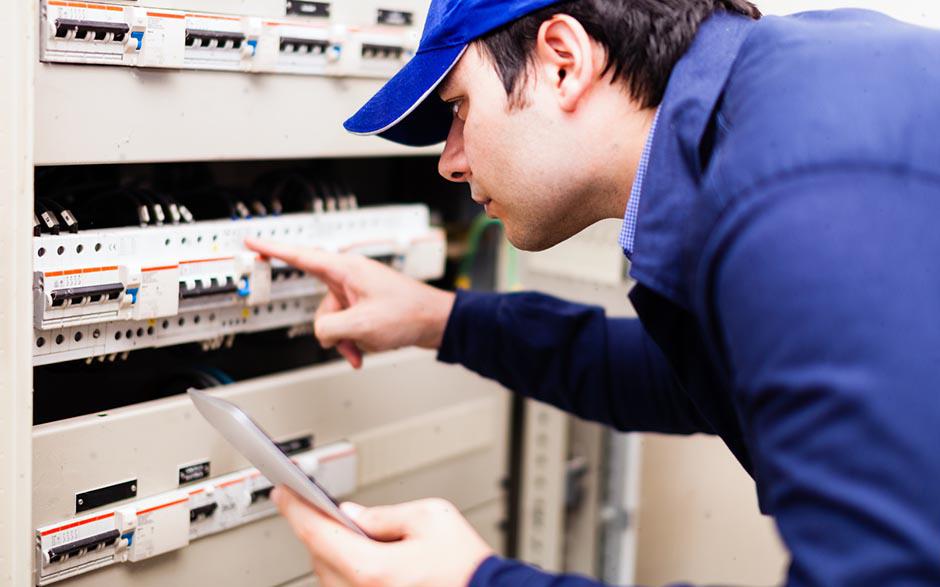 taux horaire électricien Sacy-le-Grand